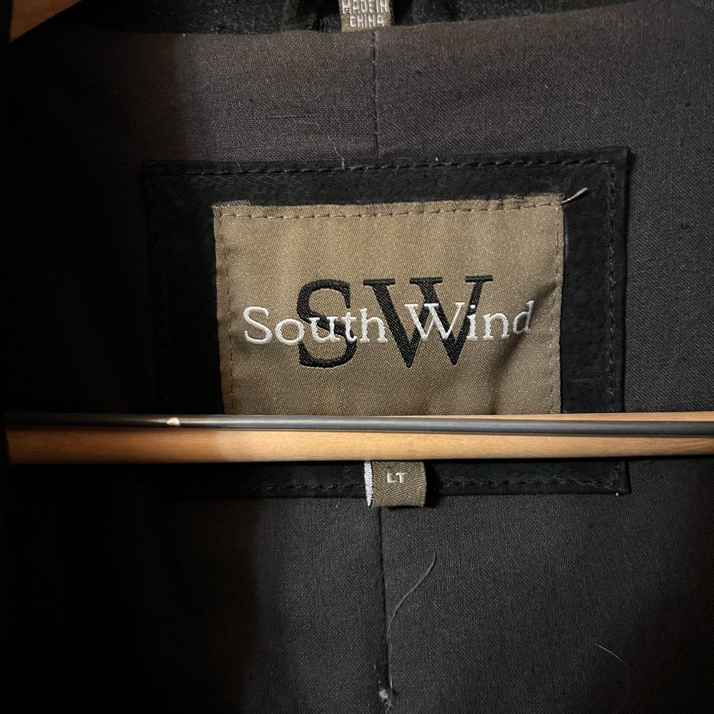 Leather coat - Picture 4 of 8